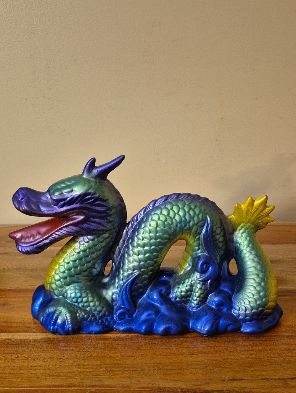 Ceramic Metallic Finish Japanese Dragon Figure